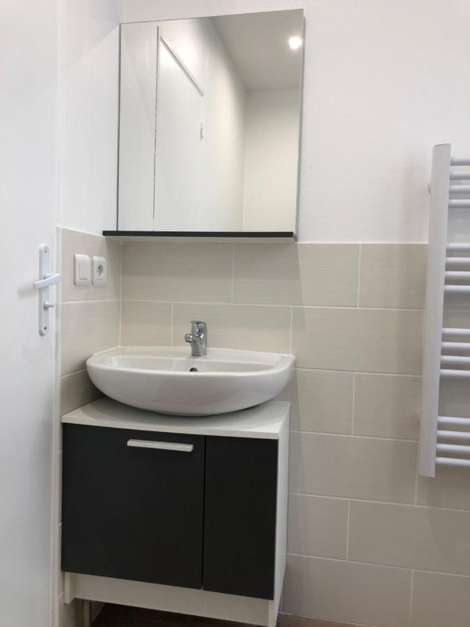 New Saint Maur-Logement Lovely Flat 32M2 ปารีส ภายนอก รูปภาพ